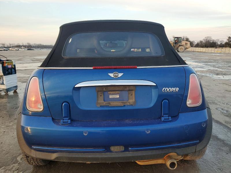 Photo 6 from auction – 2005 MINI COOPER with VIN WMWRF334X5TF62502