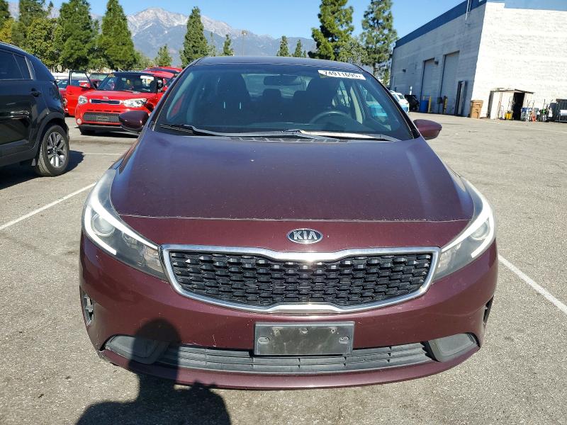 Photo 5 from auction – 2018 KIA FORTE LX with VIN 3KPFL4A71JE172292