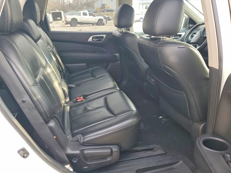 Photo 11 from auction – 2016 NISSAN PATHFINDER with VIN 5N1AR2MM6GC654976