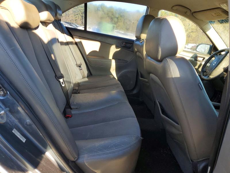 Photo 10 from auction – 2010 HYUNDAI SONATA with VIN 5NPEU4AF3AH630796