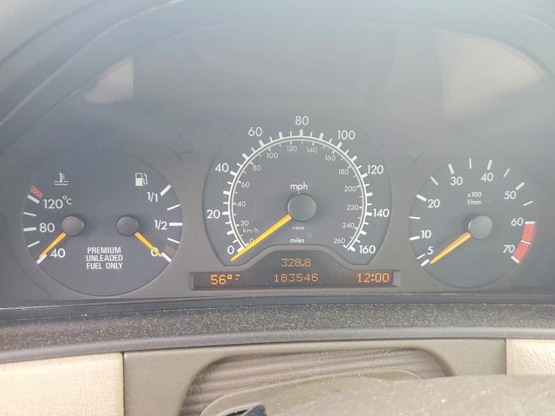 Photo 9 from auction – 1997 MERCEDES-BENZ E 420 with VIN WDBJF72F4VA427601