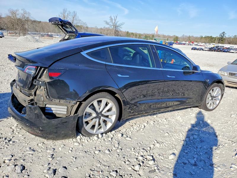 Photo 3 from auction – 2018 TESLA MODEL 3 with VIN 5YJ3E1EA1JF001666
