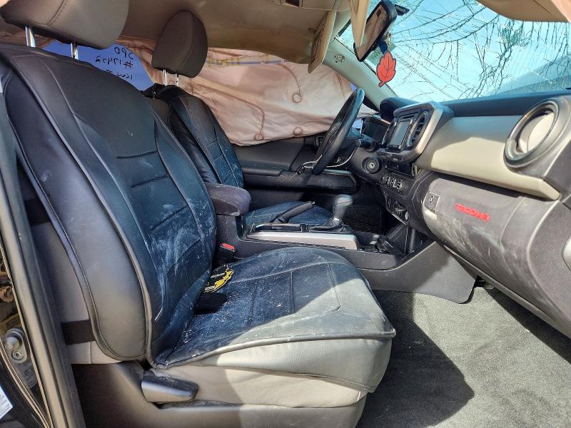 Photo 7 from auction – 2017 TOYOTA TACOMA DOU with VIN 5TFCZ5AN1HX080499