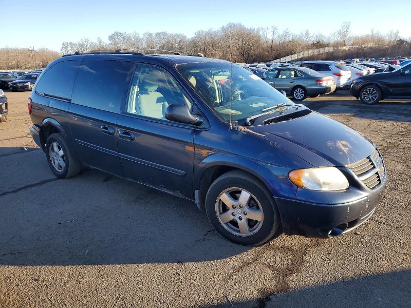 Photo 4 from auction – 2007 DODGE GRAND CARA with VIN 2D4GP44L37R323189