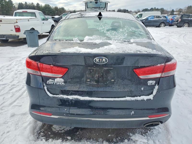 Photo 6 from auction – 2016 KIA OPTIMA EX with VIN 5XXGU4L30GG078819