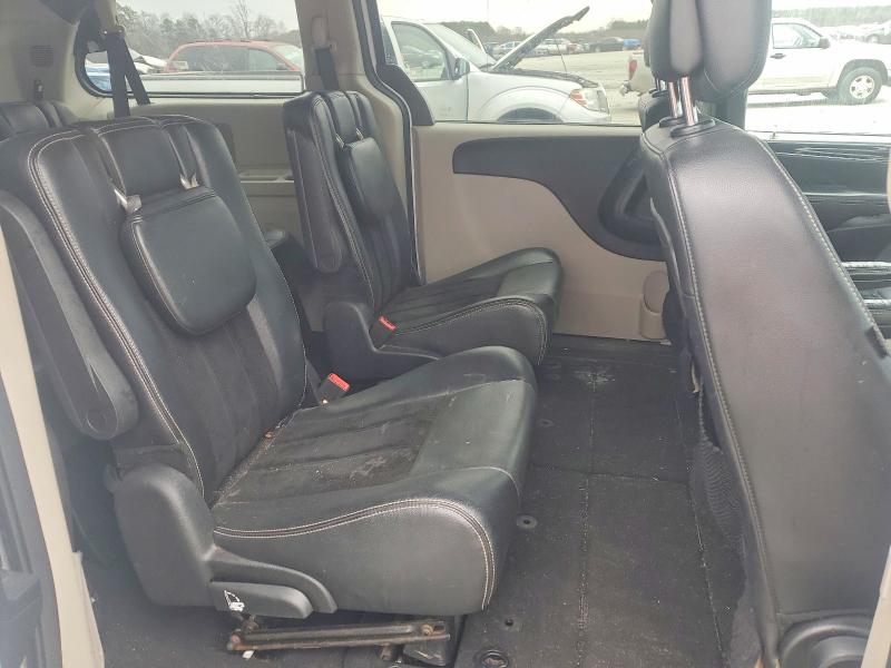 Photo 11 from auction – 2017 DODGE GRAND CARA with VIN 2C4RDGCG8HR671561