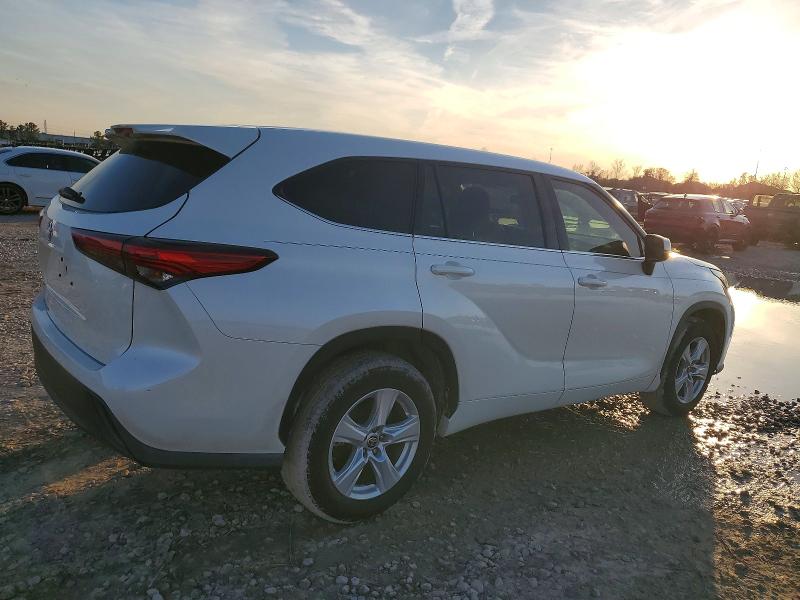 Photo 3 from auction – 2020 TOYOTA HIGHLANDER with VIN 5TDCZRAH7LS507412