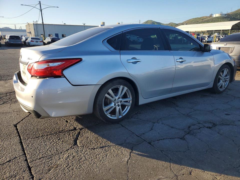 Photo 3 from auction – 2016 NISSAN ALTIMA with VIN 1N4BL3AP2GC119843