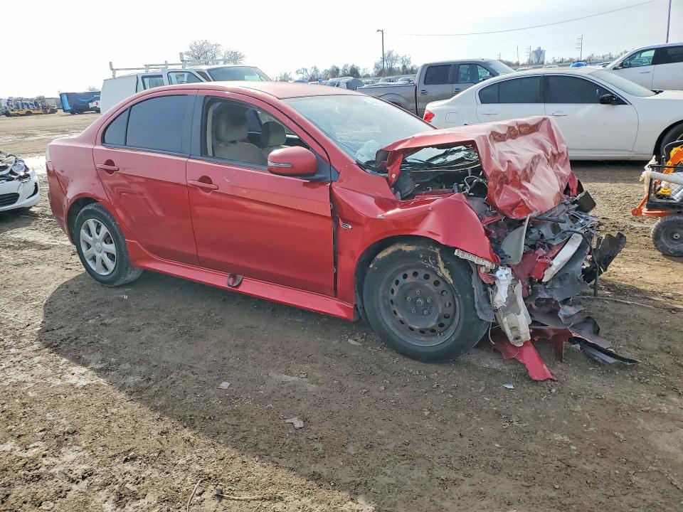 Zdjęcie 4 z aukcji – 2015 MITSUBISHI LANCER z VIN JA32U2FUXFU025653