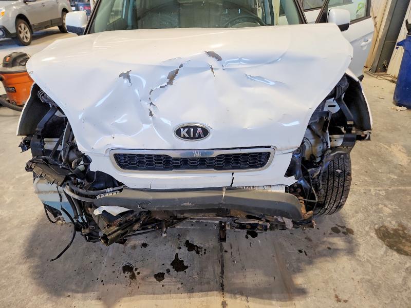 Photo 11 from auction – 2011 KIA SOUL + with VIN KNDJT2A20B7705754
