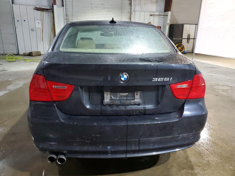 Photo 6 from auction – 2011 BMW 328 XI SUL with VIN WBAPK5C59BF125959