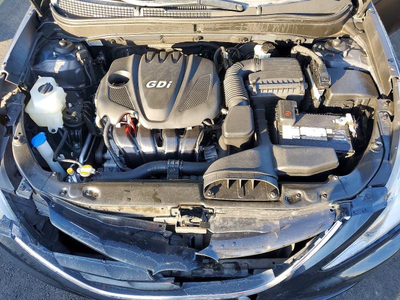 Photo 11 from auction – 2011 HYUNDAI SONATA with VIN 5NPEB4AC3BH166874