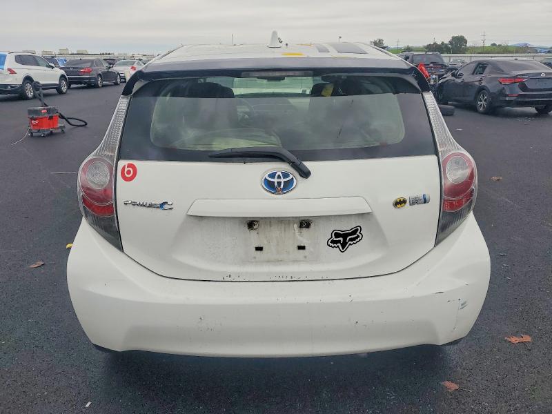 Photo 6 from auction – 2016 TOYOTA PRIUS C with VIN JTDKDTB34G1130888
