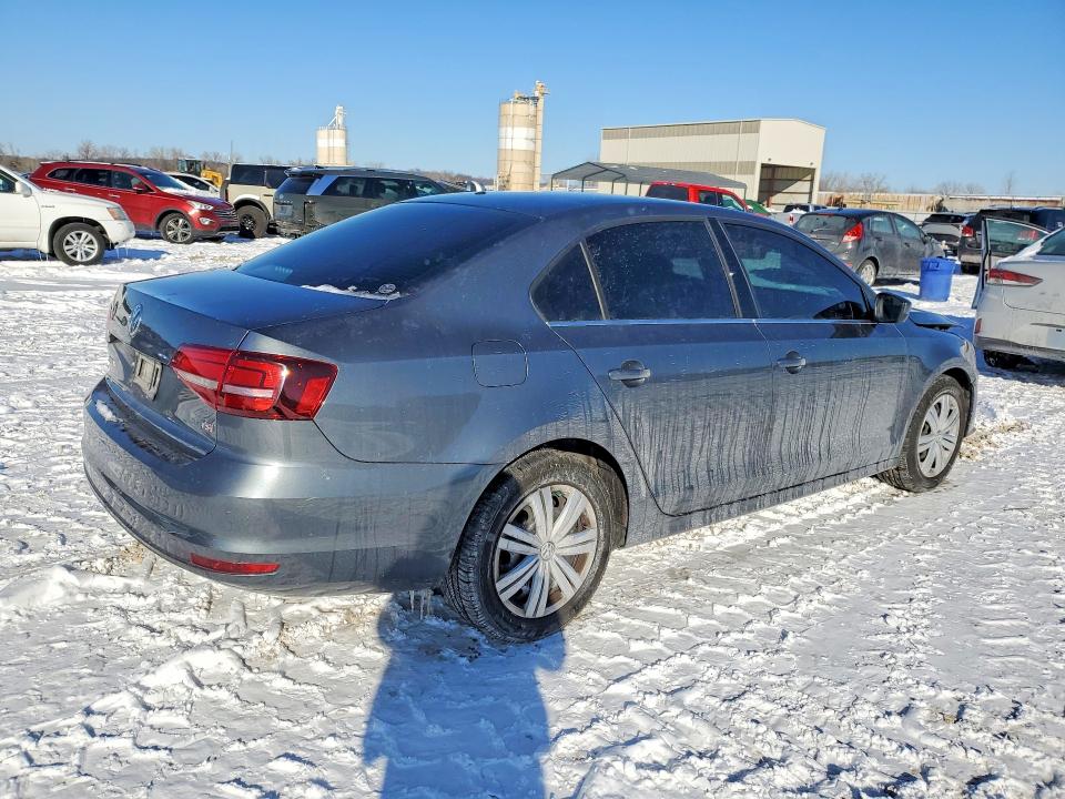 Foto 3 de la subasta – 2017 VOLKSWAGEN JETTA S con VIN 3VW2B7AJ9HM279232