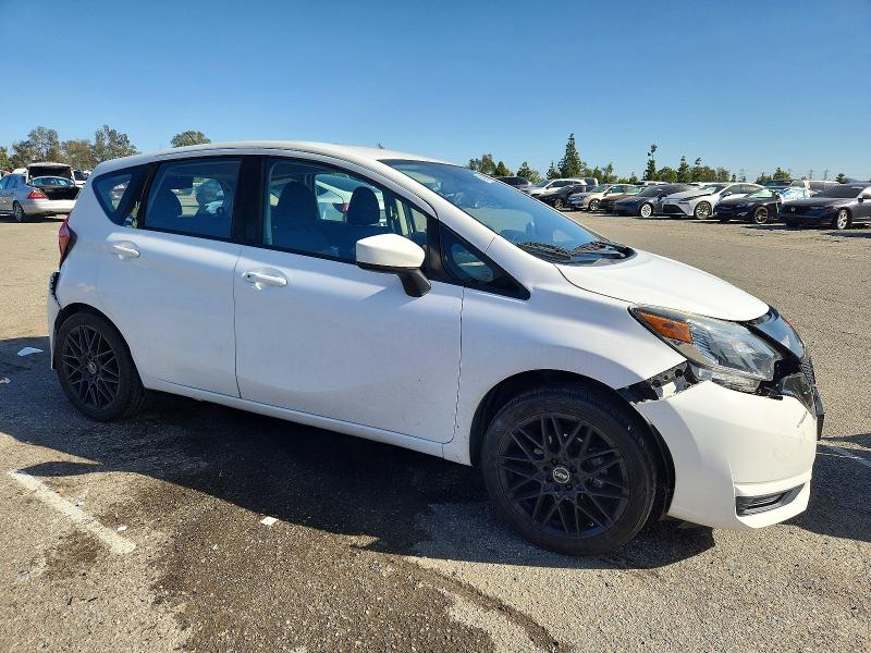 Photo 4 from auction – 2018 NISSAN VERSA NOTE with VIN 3N1CE2CP5JL370001