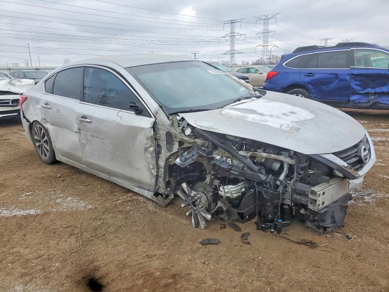 صورة رقم 4 من المزاد - 2018 NISS ALTIMA مع VIN 1N4AL3AP6JC262832
