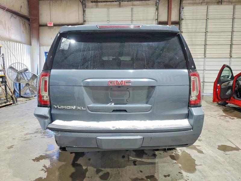 Photo 6 from auction – 2016 GMC YUKON XL with VIN 1GKS2FKC0GR269753