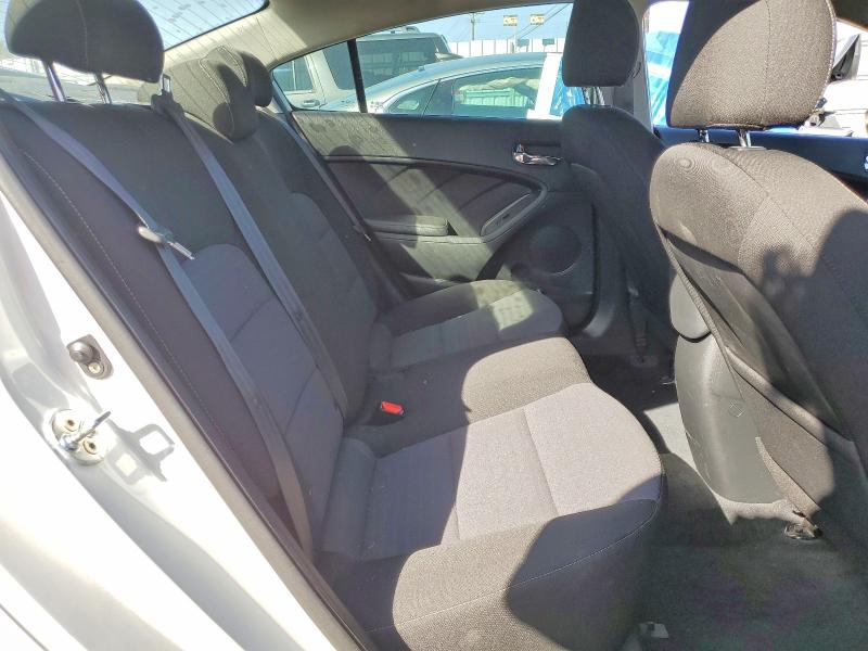 Photo 10 from auction – 2017 KIA FORTE LX with VIN 3KPFL4A72HE047439