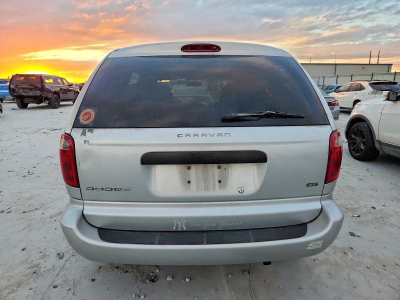 Photo 6 from auction – 2003 DODGE CARAVAN SE with VIN 1D4GP25R33B333575