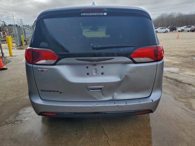 Photo 6 from auction – 2019 CHRYSLER PACIFICA T with VIN 2C4RC1EG9KR508101