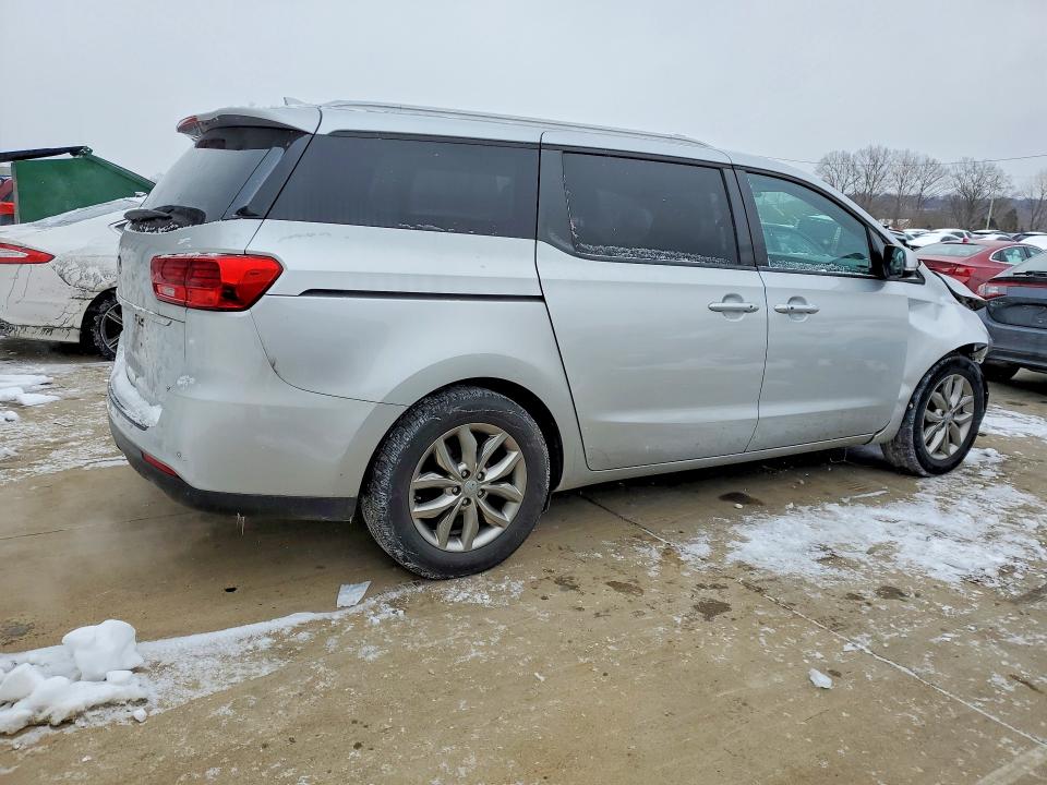 Photo 3 from auction – 2020 KIA SEDONA with VIN KNDMB5C14L6576916