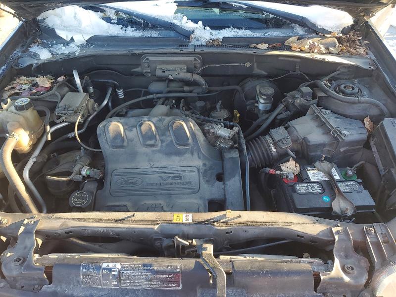 Photo 11 from auction – 2004 FORD ESCAPE XLT with VIN 1FMYU03184KA97594