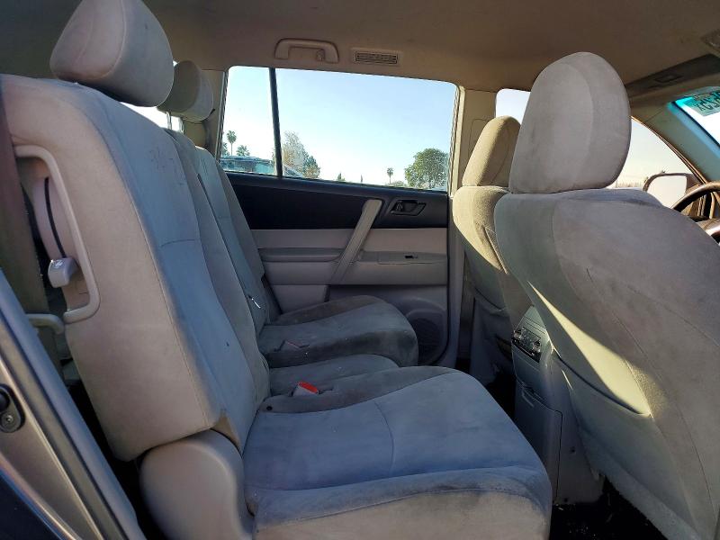 Photo 11 from auction – 2012 TOYOTA HIGHLANDER with VIN 5TDZA3EHXCS027535
