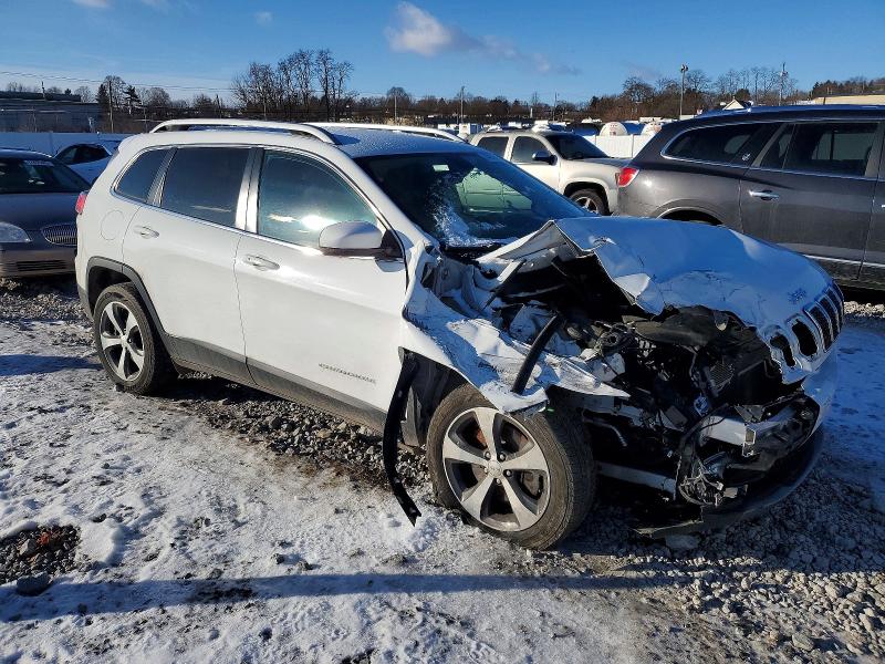Photo 4 from auction – 2020 JEEP CHEROKEE L with VIN 1C4PJLDB6LD541818