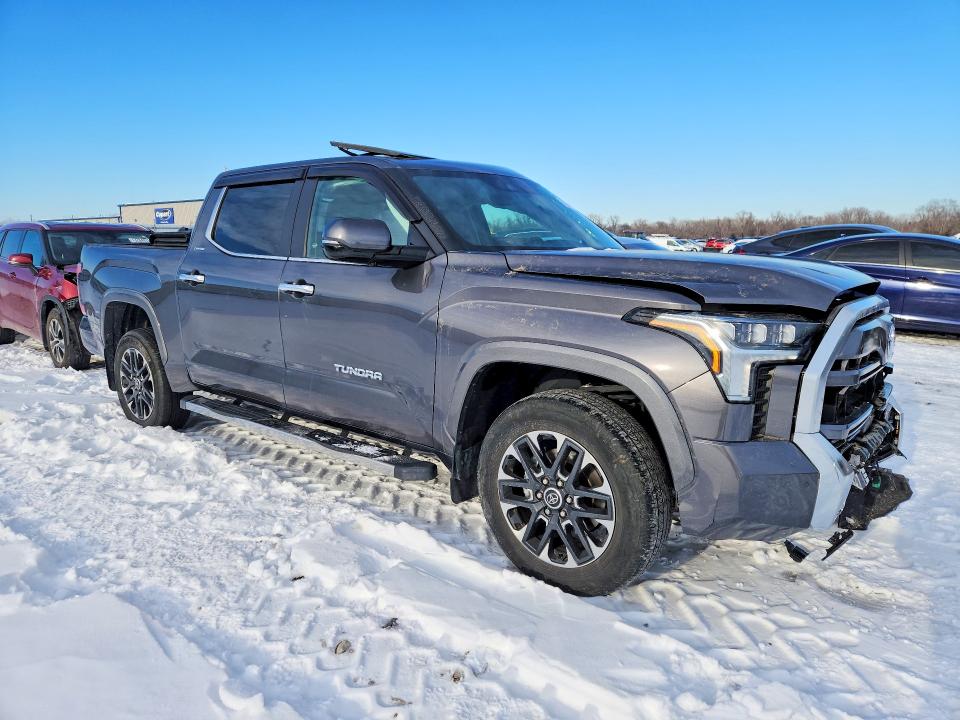 Photo 4 from auction – 2024 TOYOTA TUNDRA with VIN 5TFJA5DB8RX173201