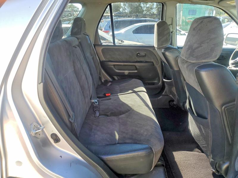 Photo 11 from auction – 2004 HONDA CR-V EX with VIN JHLRD78854C028754