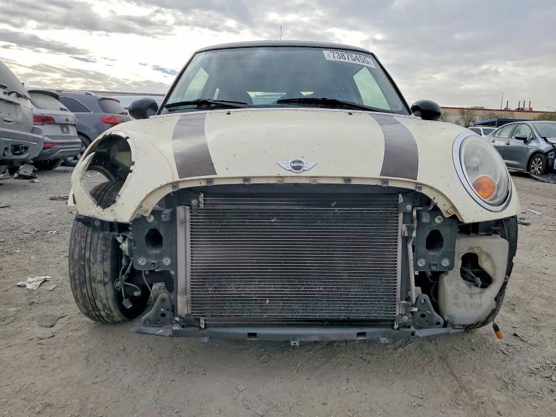 Photo 5 from auction – 2012 MINI COOPER with VIN WMWSU3C58CT260684