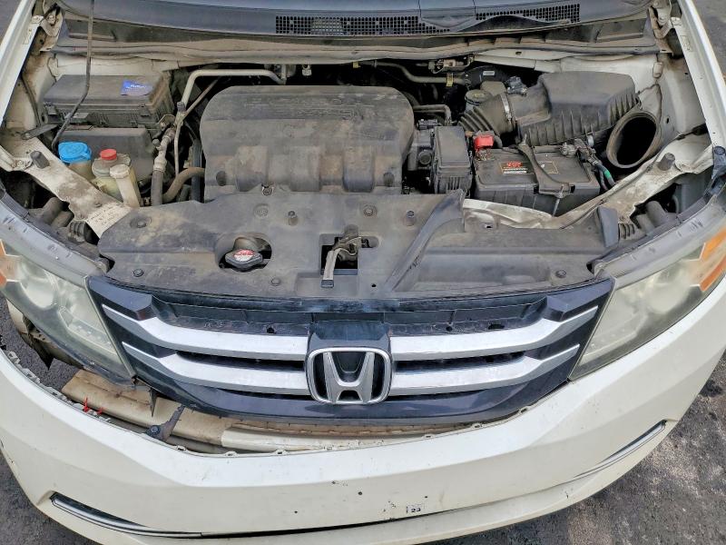 Photo 11 from auction – 2015 HONDA ODYSSEY with VIN 5FNRL5H63FB058912