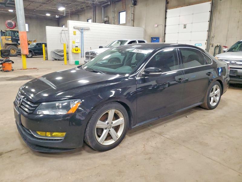 VOLKSWAGEN PASSAT S 2015 with VIN 1VWAT7A30FC103663 - Photo from auction