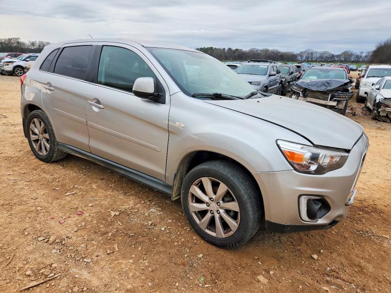 Photo 4 from auction – 2015 MITSUBISHI OUTLANDER with VIN 4A4AP4AU1FE014549
