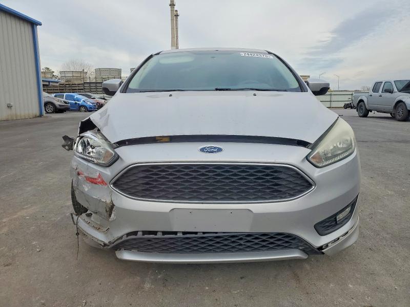 Photo 5 from auction – 2015 FORD FOCUS with VIN 1FADP3F27FL210728