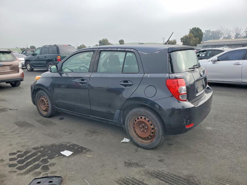 Photo 2 from auction – 2010 TOYOTA SCION XD with VIN JTKKU4B45AJ058629