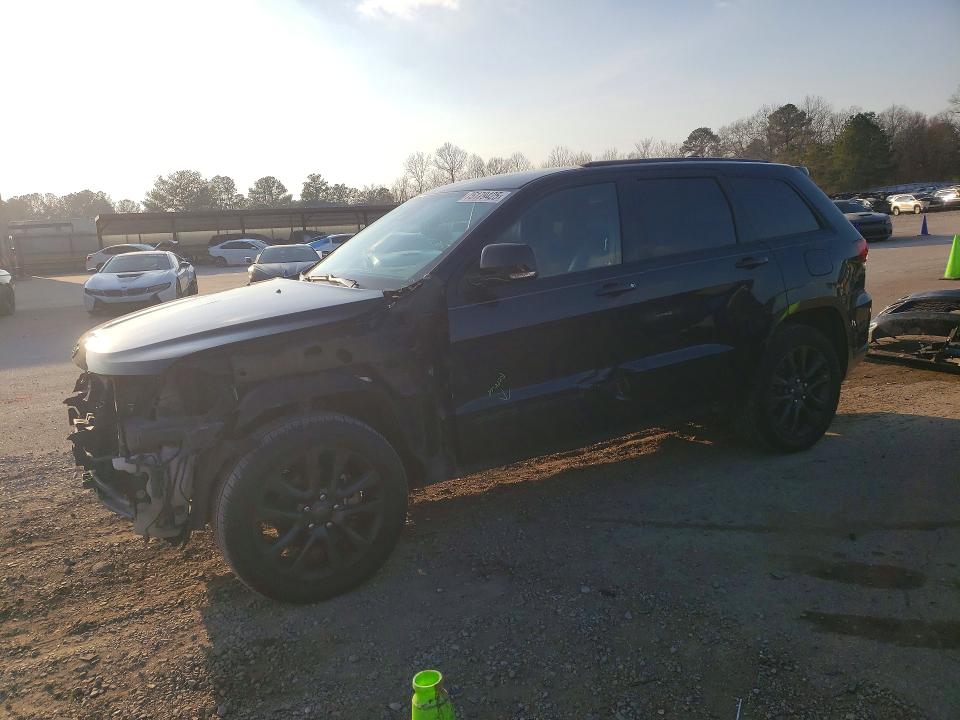 JEEP GRAND CHEROKEE 2018 with VIN 1C4RJECG2JC260992 - Photo from auction