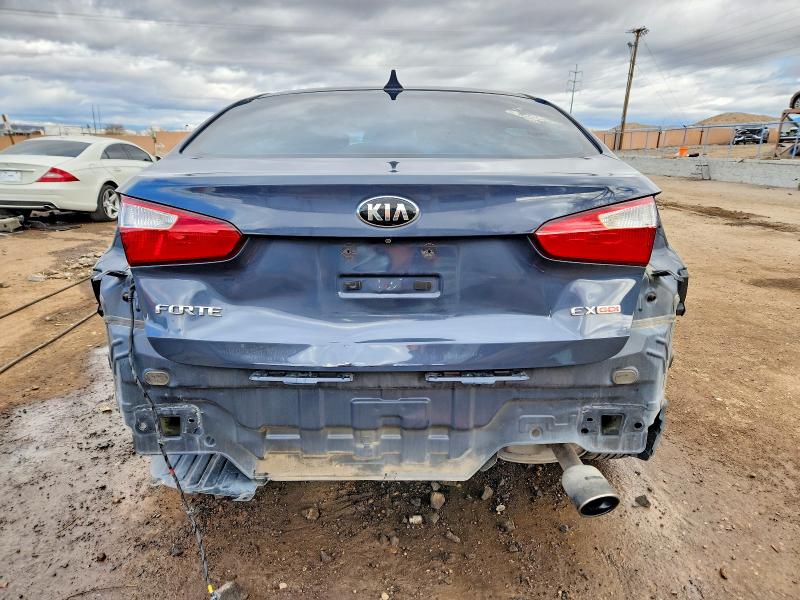 Photo 6 from auction – 2016 KIA FORTE EX with VIN KNAFZ4A8XG5491246
