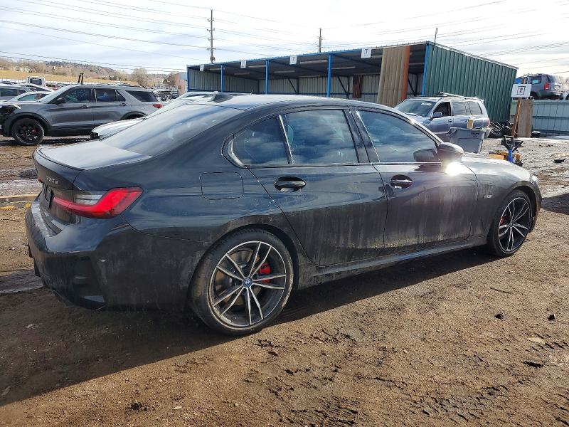 صورة رقم 3 من المزاد - 2023 BMW 330XE مع VIN 3MW39FS01P8D02266