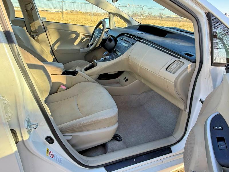 Photo 5 from auction – 2011 TOYOTA PRIUS with VIN JTDKN3DUXB5300949