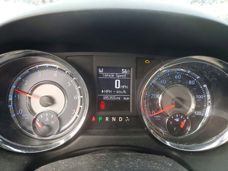 Photo 9 from auction – 2013 CHRYSLER TOWN & COU with VIN 2C4RC1BG3DR743536