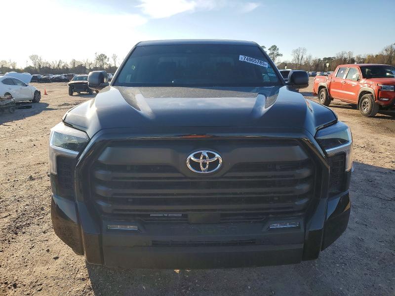 Photo 5 from auction – 2023 TOYOTA TUNDRA with VIN 5TFLA5DB1PX068005
