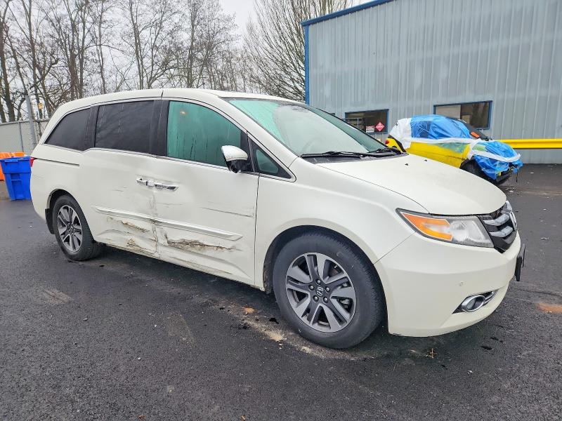Photo 4 from auction – 2015 HONDA ODYSSEY TO with VIN 5FNRL5H98FB113736