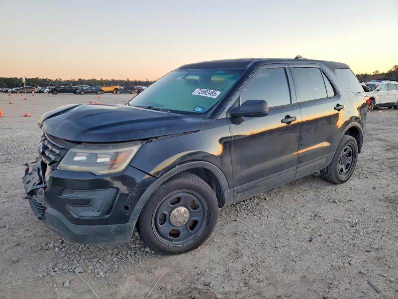 FORD EXPLORER P 2017 with VIN 1FM5K8AT6HGA44655 - Photo from auction