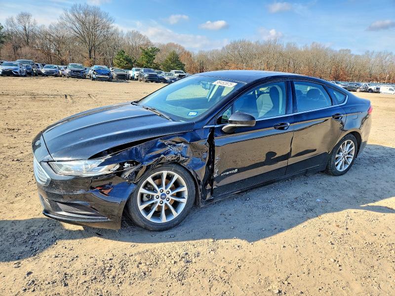 FORD FUSION SE 2017 with VIN 3FA6P0LU0HR233267 - Photo from auction