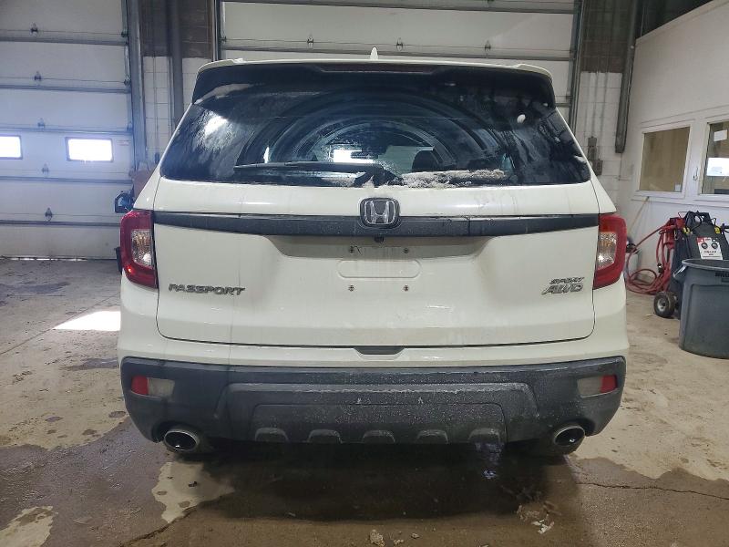 Photo 6 from auction – 2019 HONDA PASSPORT with VIN 5FNYF8H29KB015154