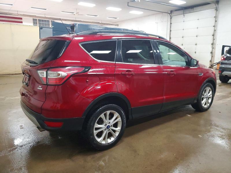 Photo 3 from auction – 2017 FORD ESCAPE SE with VIN 1FMCU0GD5HUD27665