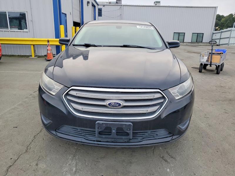 Photo 5 from auction – 2014 FORD TAURUS SE with VIN 1FAHP2D87EG145390