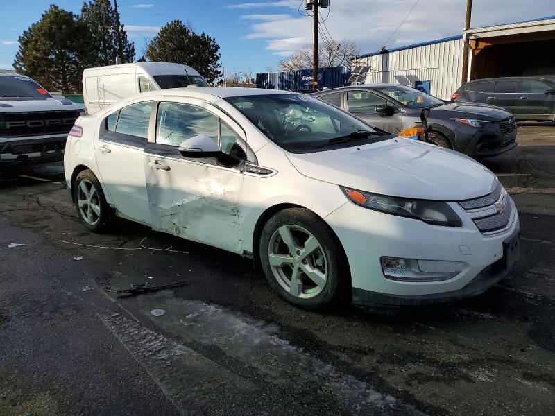 Photo 4 from auction – 2015 CHEVROLET VOLT with VIN 1G1RC6E43FU140373