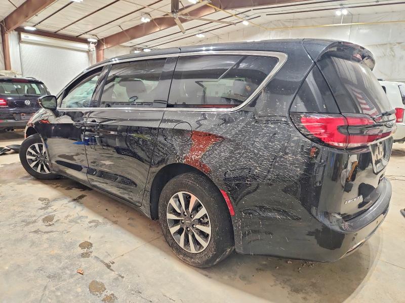 Photo 2 from auction – 2023 CHRYSLER PACIFICA with VIN 2C4RC1L76PR554544